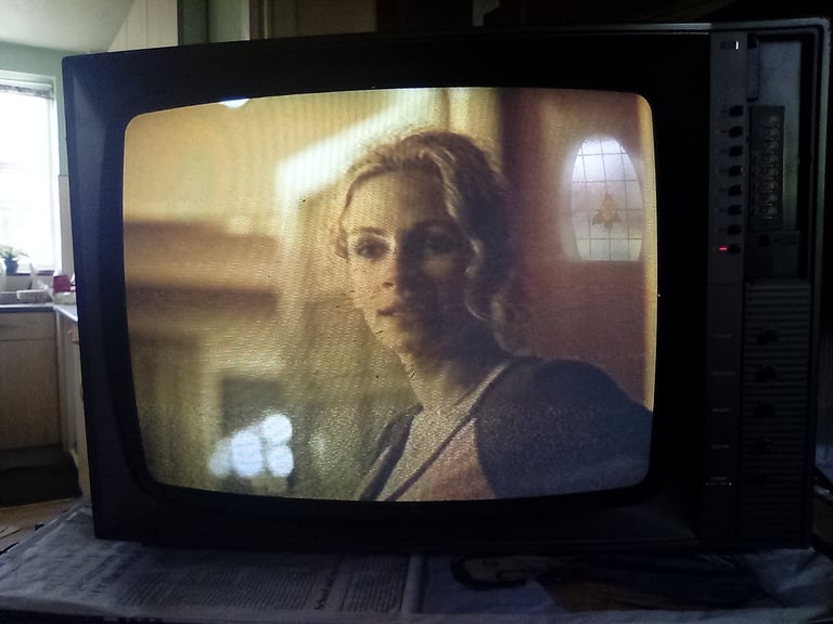 MATSUI 18" CRT TV FOR RETRO GAMING 