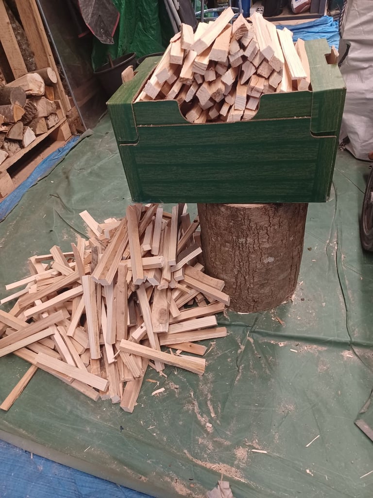 Firewood kindling 