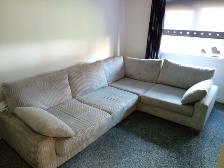 image for Suite corner grey quick sale needed 