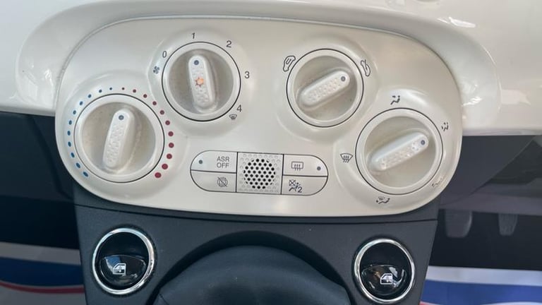 2019 Fiat 500 1.2 Lounge Hatchback 3dr Petrol Manual Euro 6 (s/s) (69 bhp) Manual Hatchback Petro...