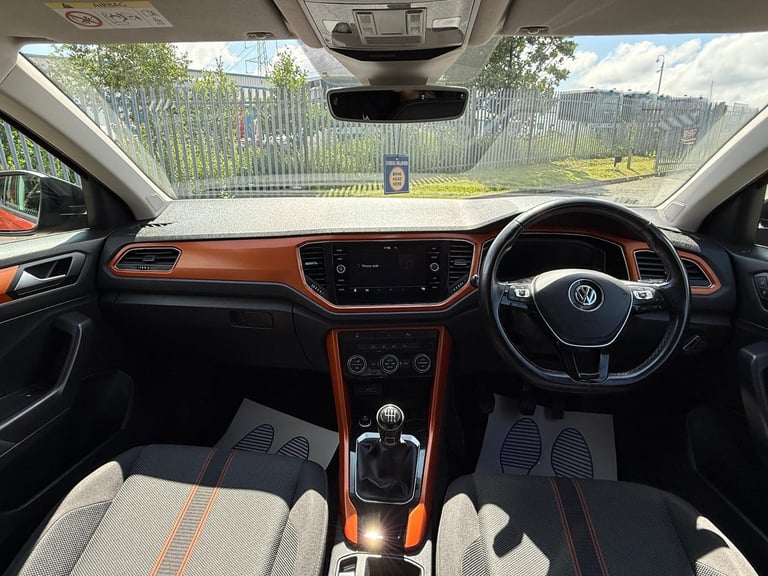 2018 18 REG VOLKSWAGEN T-ROC DESIGN 1.0 PETROL FWD MANUAL EURO 6 ULEZ