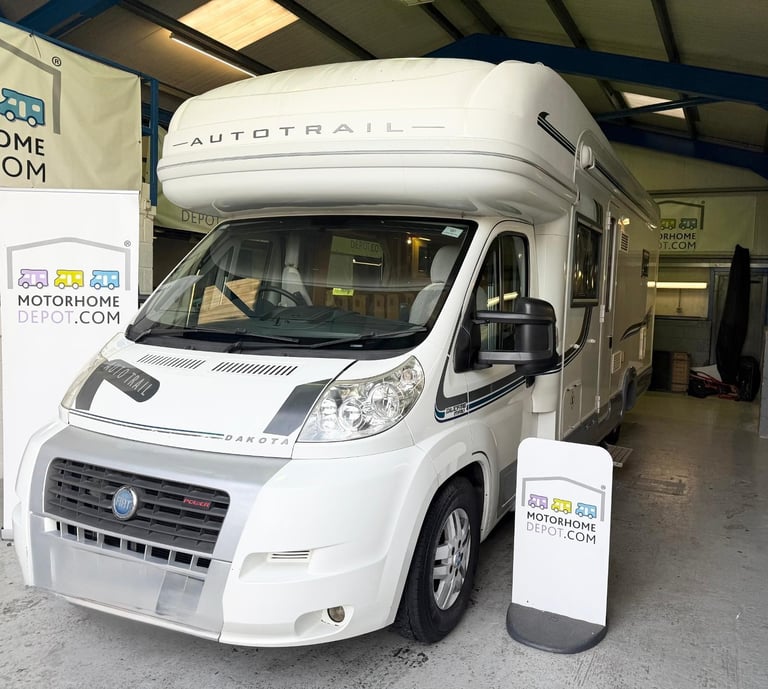image for 2007 Autotrail Dakota 4 Berth Fixed Bed 2 Travelling Belts