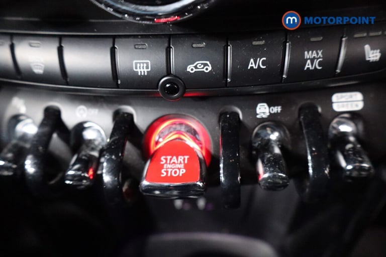 2018 MINI Hatch 1.5 Cooper II 3dr Auto [Chili-Nav-Plus Pack] Hatchback Petrol Automatic
