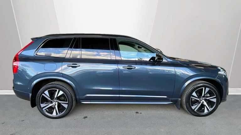 2023 Volvo XC90 2.0 B5D (235) Plus Dark 5dr AWD Geartronic SUV Diesel Automatic