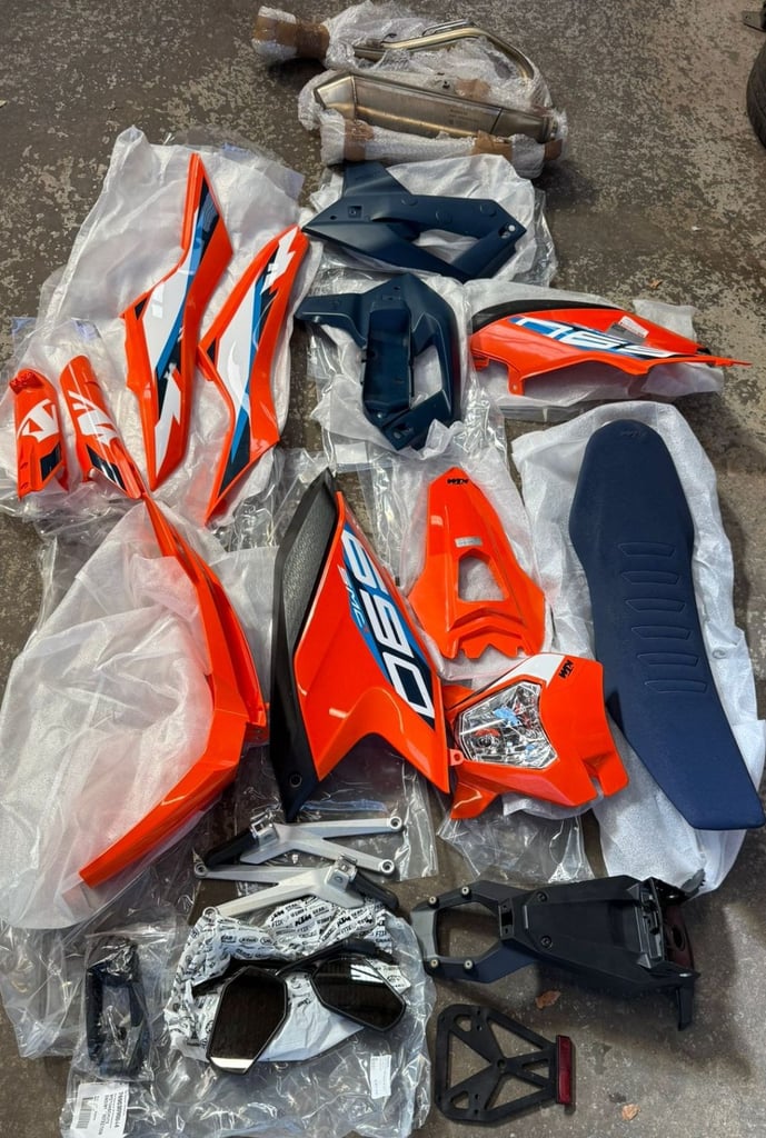 KTM, SMC, 2023, 693 (cc)