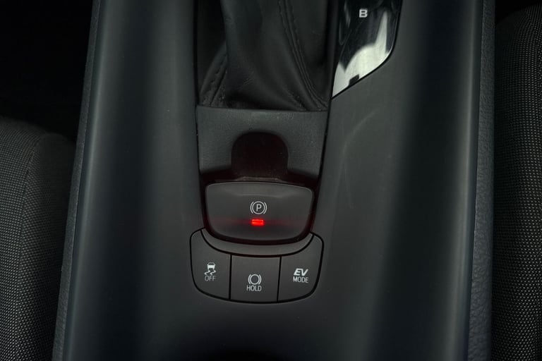 2022 Toyota C-HR 1.8 VVT-h Icon CVT Euro 6 (s/s) 5dr SUV PETROL/ELECTRIC Automatic