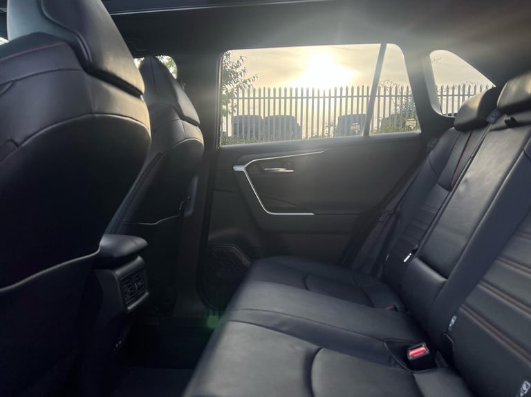 2022 Toyota RAV4 2.5 PHEV Dynamic Premium 5dr CVT ESTATE PETROL/ELECTRIC Automatic