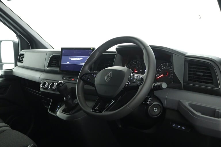 2025 Renault Master LM35 Blue dCi 150 Advance Medium Roof Van Auto PANEL VAN DIESEL Automatic