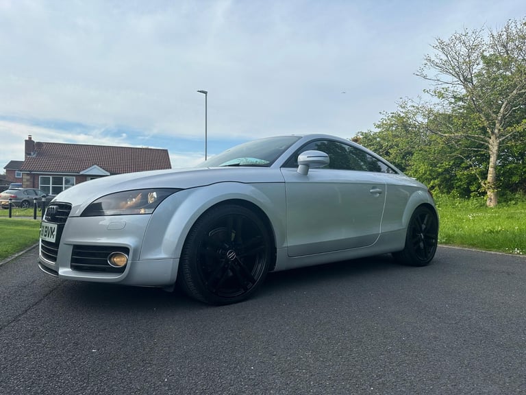 2011 Audi TT 2.0 TFSI 210 BHP *** NEW MOT / F.S.H / NEW M.O T 