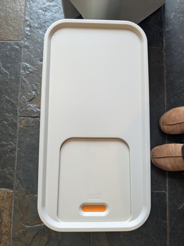 Joseph Joseph kitchen bin very good condition