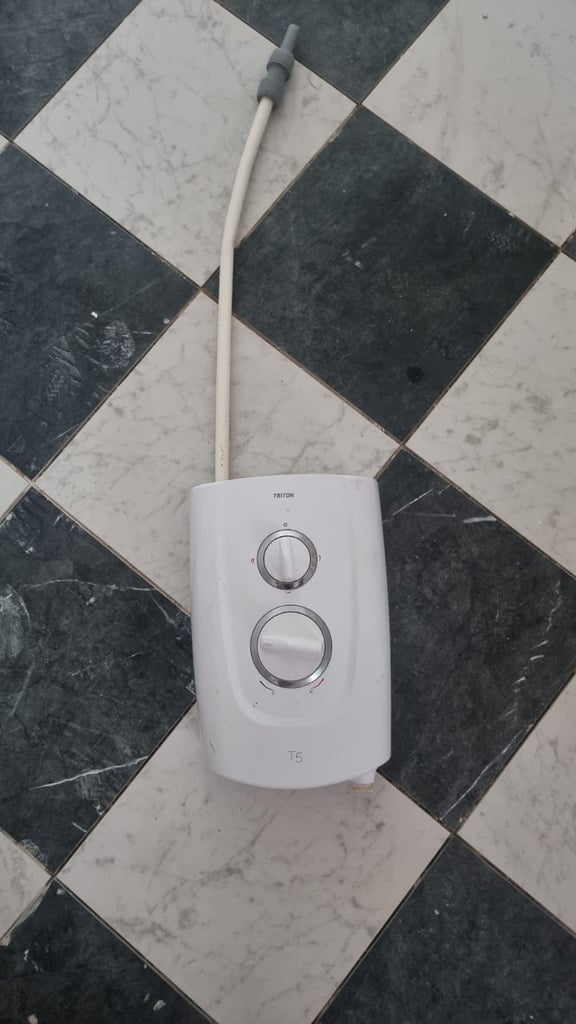 Triton electric shower