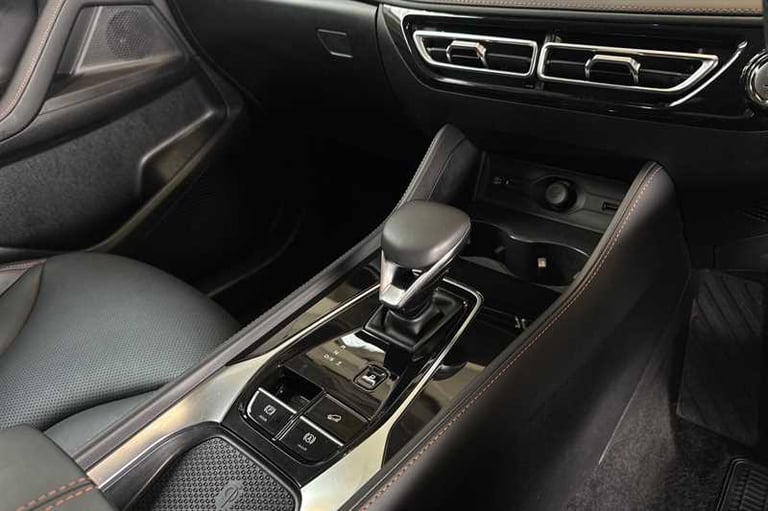 2024 MG MG HS 1.5 T-GDI Trophy 5dr DCT ESTATE PETROL Automatic