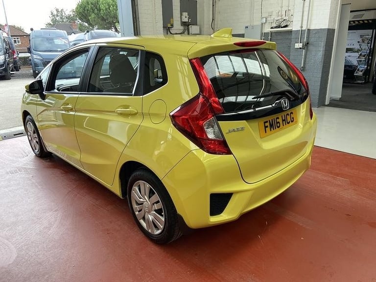 Honda Jazz 1.3 i-VTEC S Hatchback 