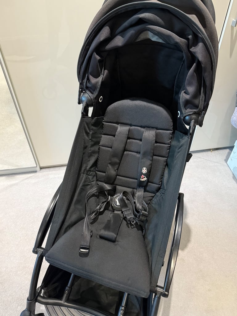 image for Babyzen Yoyo 2 with rolling bag 