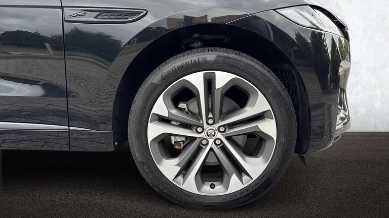 2023 Jaguar F-Pace 2.0 D200 R-Dynamic HSE Black 5dr Auto AWD ESTATE DIESEL Automatic