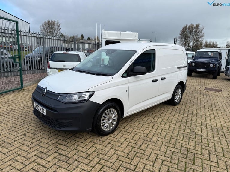 VOLKSWAGEN CADDY 2.0 TDI C20 COMMERCE Diesel Manual in White