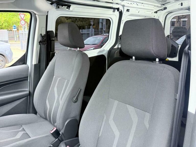 2018 Ford Transit Connect 1.5 240 EcoBlue Trend Panel Van 5dr Diesel Auto L2 Euro 6 (s/s) (120 ps...