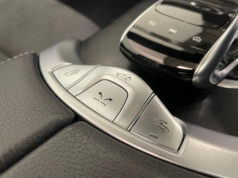 2019 Mercedes-Benz C Class C300 AMG Line Premium 2dr 9G-Tronic CONVERTIBLE PETROL Automatic