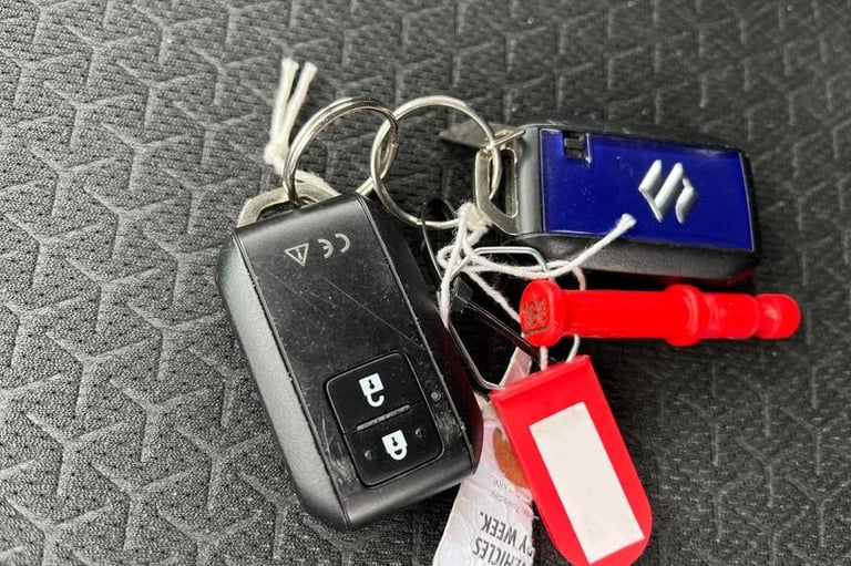 2020 Suzuki Swift 1.2 Dualjet 83 12V Hybrid SZ5 5dr- Parking Camera Manual Hatchback Petrol Manual