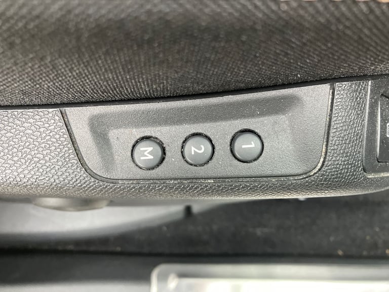 2021 Peugeot 3008 1.6 Hybrid 225 GT Premium 5dr e-EAT8 Estate PETROL/ELECTRIC Automatic