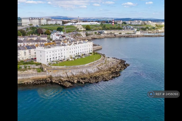 2 bedroom flat in Grand Parade, Plymouth, PL1 (2 bed) (#2456093)