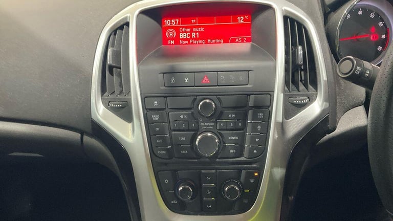 2014 Vauxhall Astra 1.6 16v SRi Euro 5 5dr HATCHBACK Petrol Manual