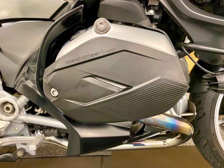SUPERB CONDITION 2015 BMW R1200RT LE, FSH, 12 MONTHS NATIONWIDE WARRANTY