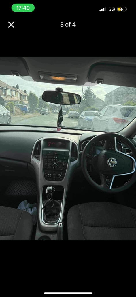 Vauxhall, ASTRA, Hatchback, 2010, Manual, 1398 (cc), 5 doors