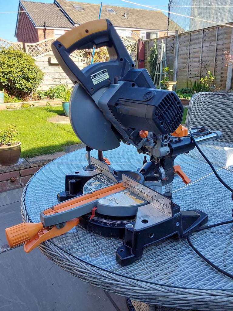 Evolution Compound Mitre Saw 