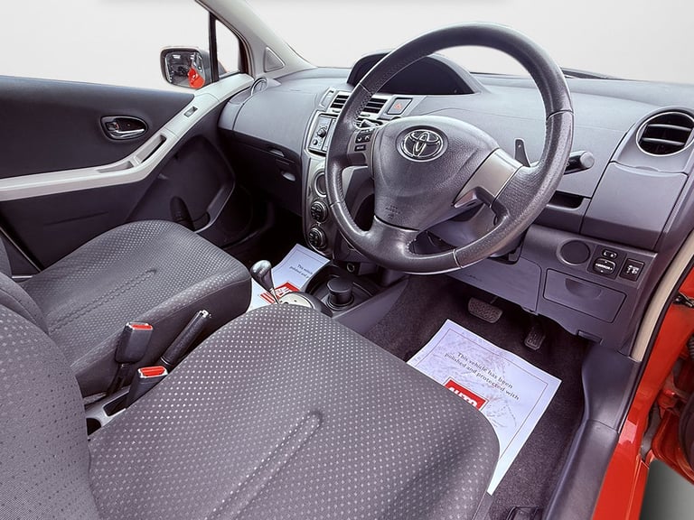 TOYOTA YARIS 1.3 Dual VVT-i T Spirit 2011