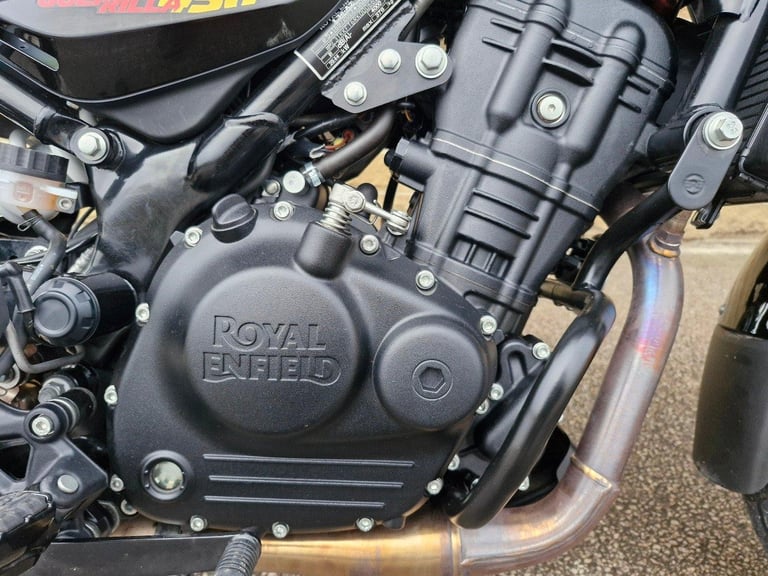 2024 Royal Enfield Guerilla 450 - Low mileage Premium colour Heated grips