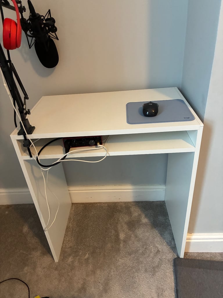 White IKEA desk