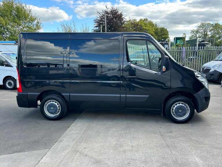 RENAULT MASTER 2.3 FWD SL28 dCi SWB LOW ROOF WHEELCHAIR ACCESS CREW Euro 6 NO VA