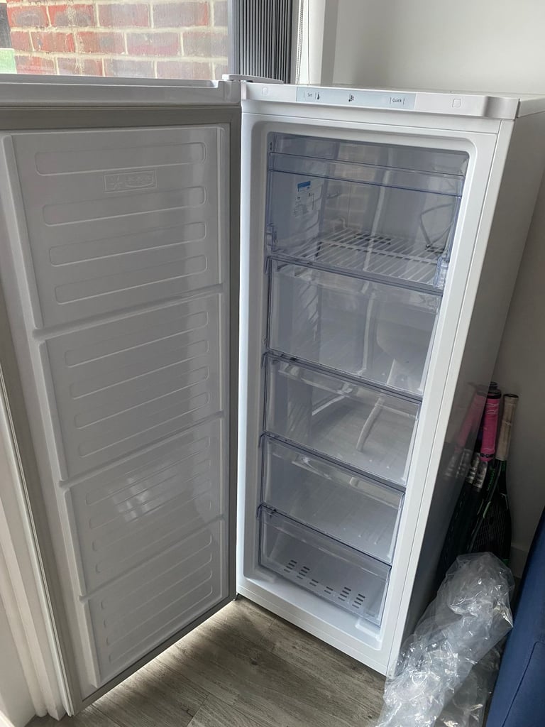 Beko FFG1545W Tall Frost Free Freestanding Freezer