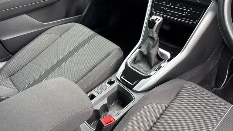 2022 Volkswagen T-Roc 1.0 TSI Life 5dr HATCHBACK PETROL Manual