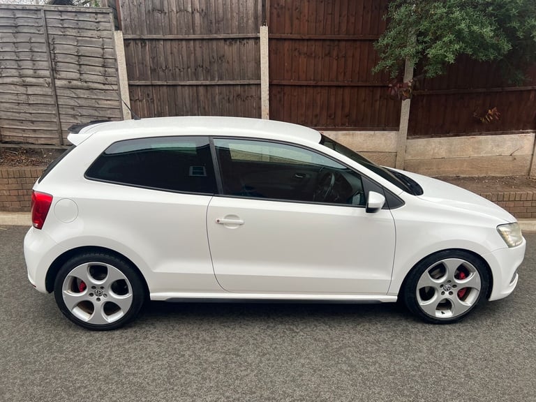 2011 VOLKSWAGEN POLO 1.4 TSI 180 GTI 3dr DSG Brand new Gearbox well lookedafter