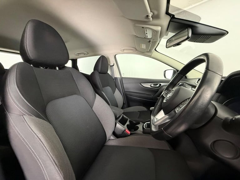 2018 Nissan Qashqai 1.6 DIG-T N-Connecta Euro 6 (s/s) 5dr HATCHBACK Petrol Manual