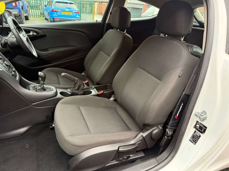 2014 Vauxhall Astra 1.4 Astra GTC Sport S/S 3dr Coupe Petrol Manual