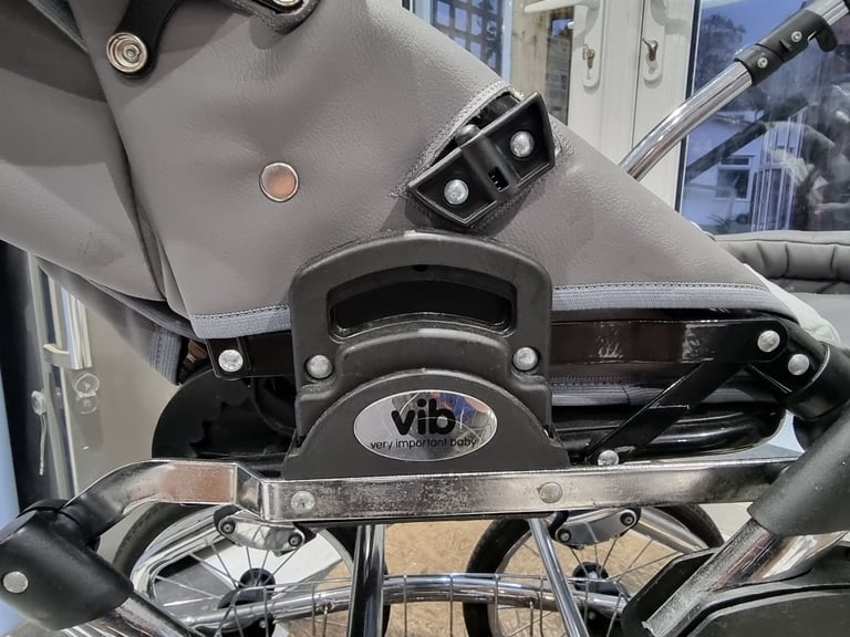 VIB Pram