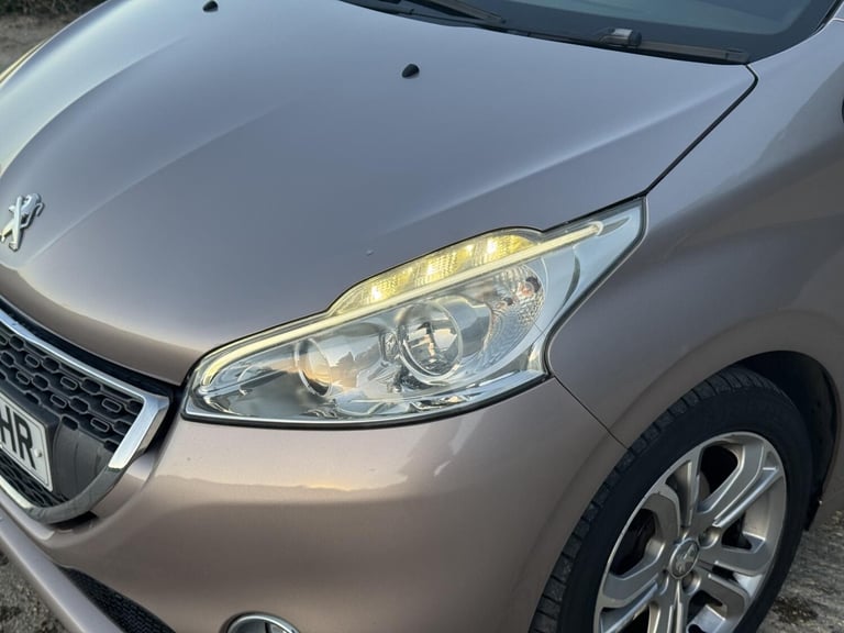 2013 Peugeot 208 1.2 e-VTi Allure 5dr EGC HATCHBACK PETROL Manual