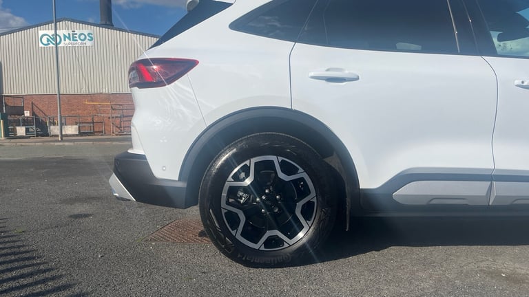 2025 Ford Kuga 2.5 PHEV Active 5dr CVT Estate Estate Hybrid Automatic