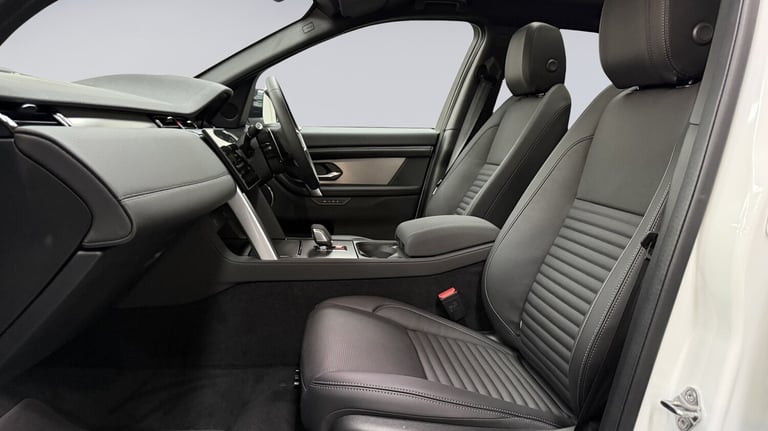2025 Land Rover Discovery Sport 1.5 P270e Dynamic SE 5dr Auto (5 Seat) Estate Hybrid Automatic