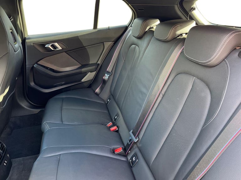  BMW 1 Series Sports Hatch 2.0 M135i Hatchback 5dr Petrol Auto Xdrive Euro 6