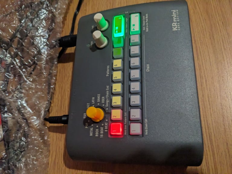 KORG Kr mini drum machine 