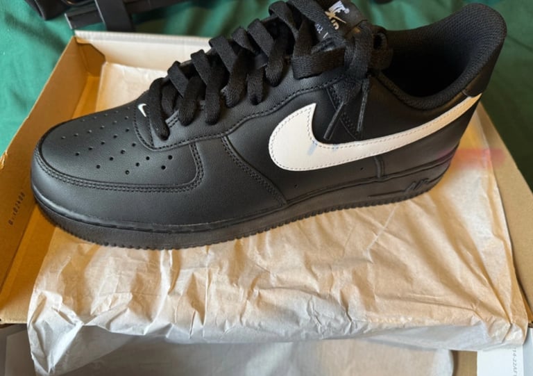 image for Men’s Nike Air Force 1’s Size 10 brand new