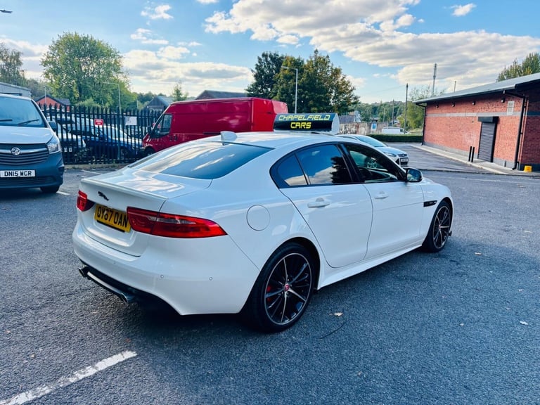JAGUAR XE 2.0 d R-Sport 2017