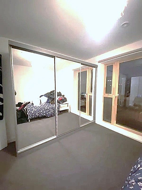 Brand New Modern Design Chicago Milan 2 to 3 Doors Sliding Wardrobe with Full Mirrors 6 Sizes