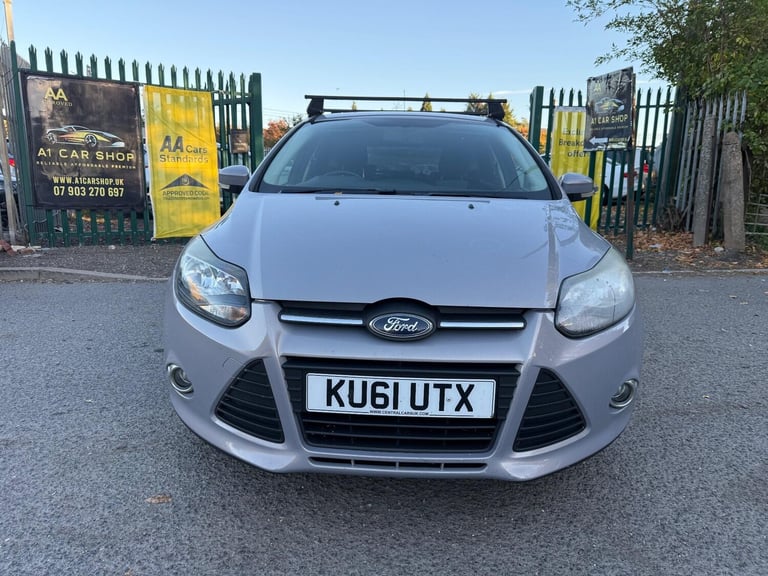 2011 Ford Focus 1.6 125 Zetec 5dr HATCHBACK PETROL Manual