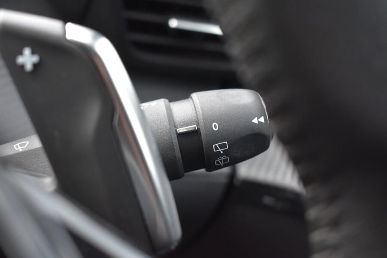 2021 Peugeot 208 1.2 PureTech Allure Hatchback 5dr Petrol EAT Euro 6 (s/s) (130 ps) HATCHBACK Pet...