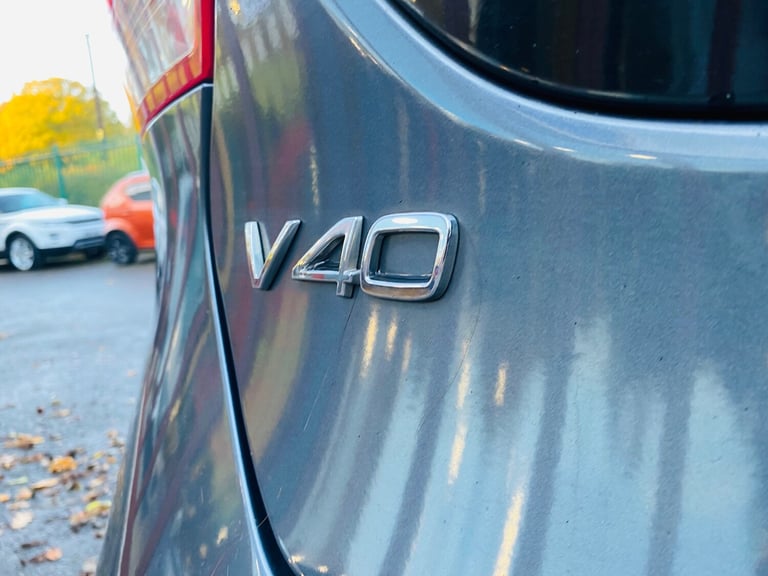 2013 Volvo V40 Cross Country 1.6 D2 Lux Nav Hatchback 5dr Diesel Manual Euro 5